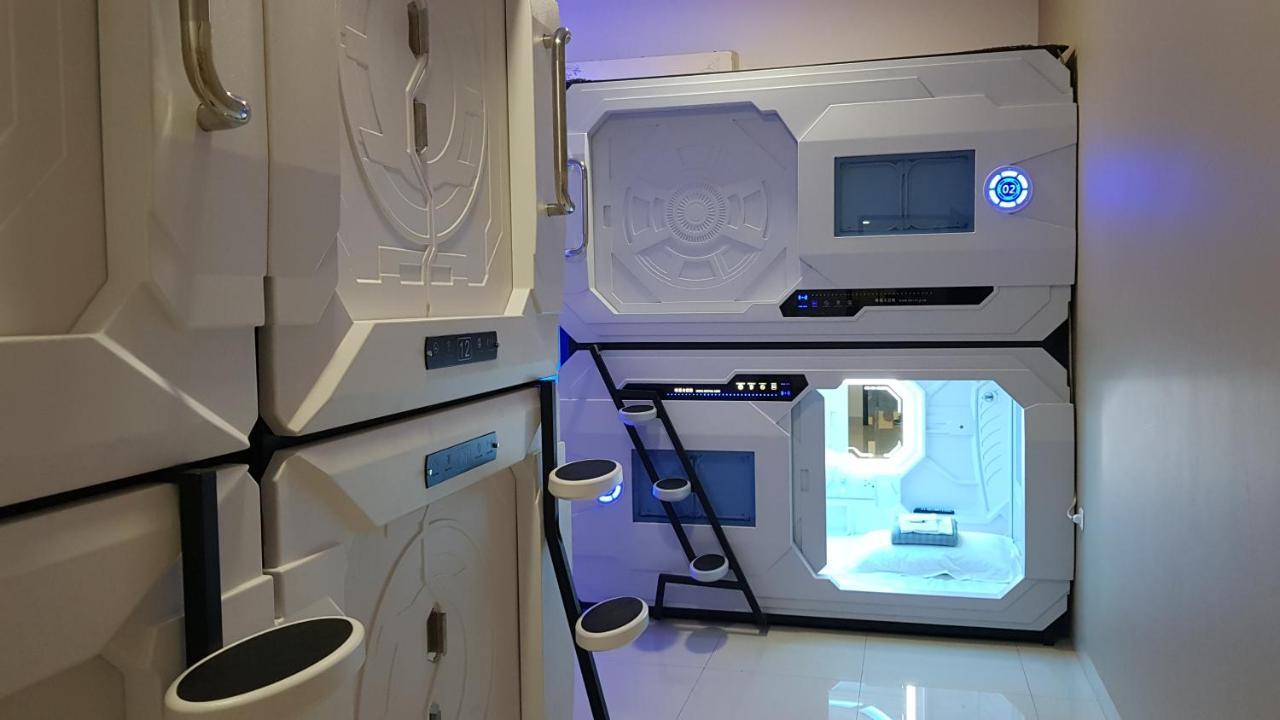 Apollo Capsule Hotel Ende Esterno foto