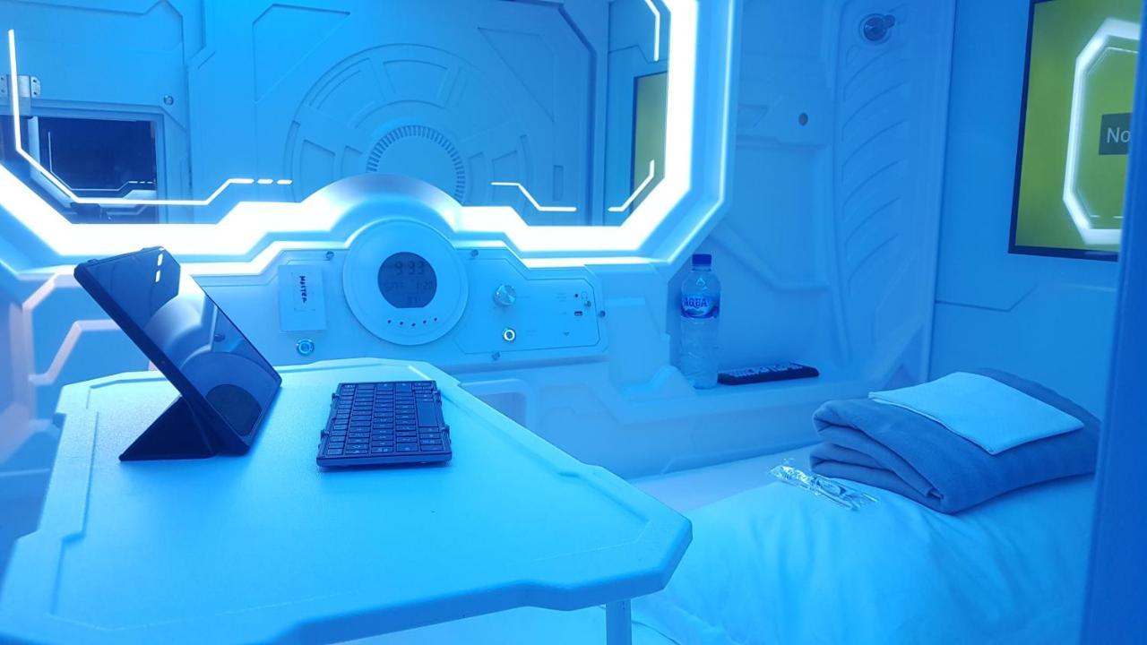Apollo Capsule Hotel Ende Esterno foto