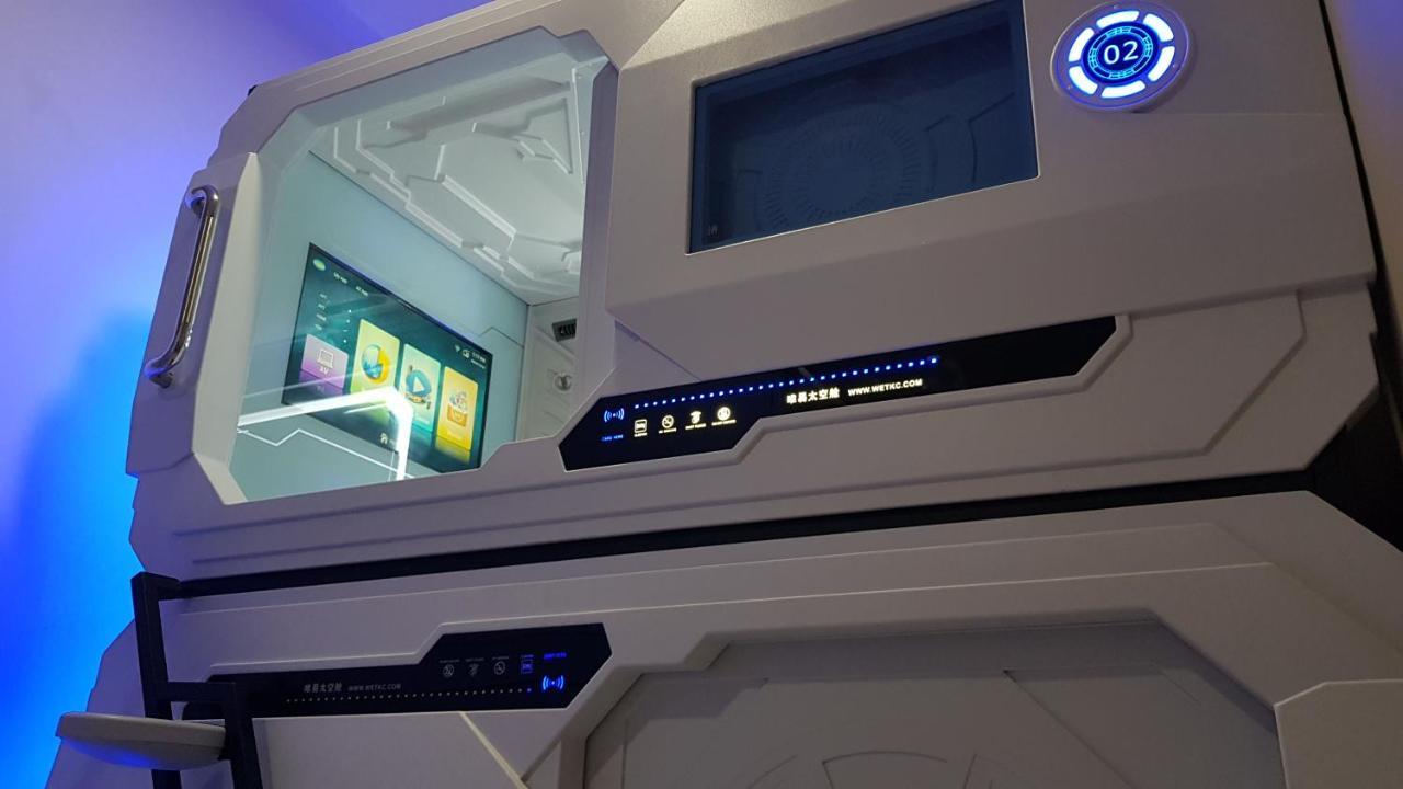 Apollo Capsule Hotel Ende Esterno foto